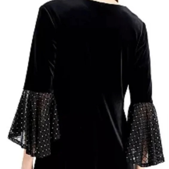 Macy’s Connected Black Velvet Sequin Gold Sleeve Dress Size Large - Picture 2 of 8